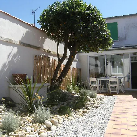 Maison A Fouras, 3 Chambres, Cour Ombragee, Proche Centre Et Plages - Fr-1-709-67