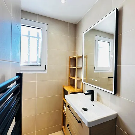 Maison A Fouras, 3 Chambres, Cour Ombragee, Proche Centre Et Plages - Fr-1-709-67