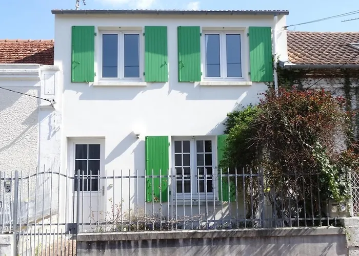 Maison A Fouras, 3 Chambres, Cour Ombragee, Proche Centre Et Plages - Fr-1-709-67 *
